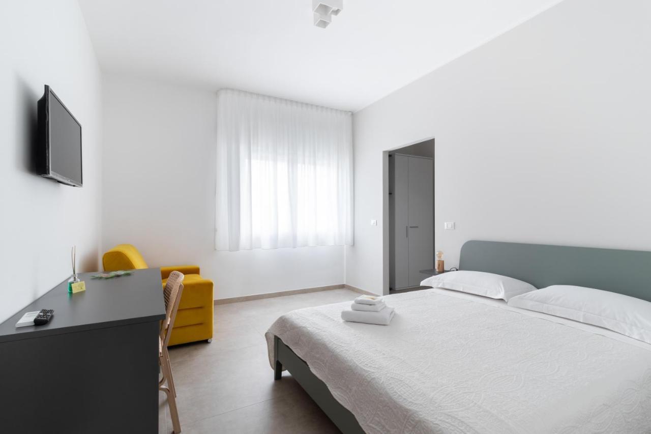 B&B Foglie D’ulivo Lizzano  Esterno foto